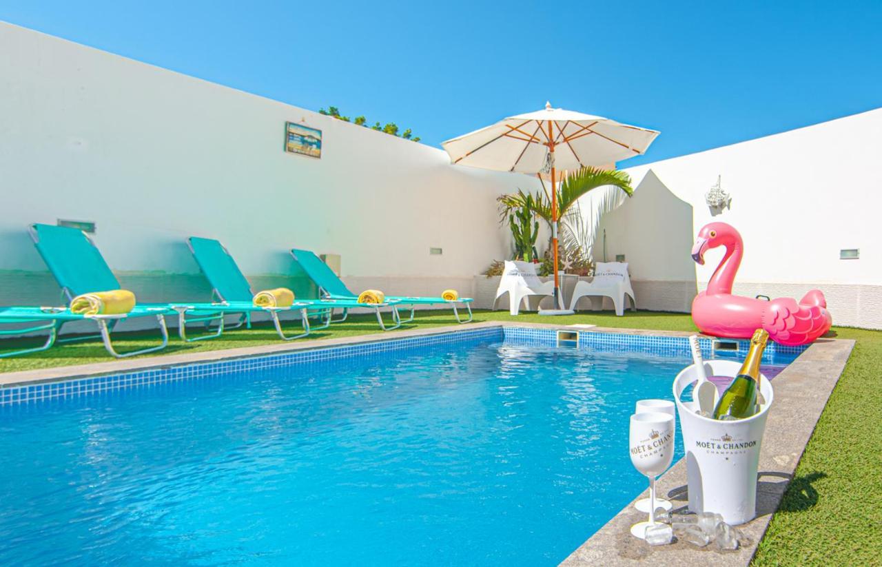Luxury House With Private Heated Pool, Bbq And Private Parking Vakantiehuis